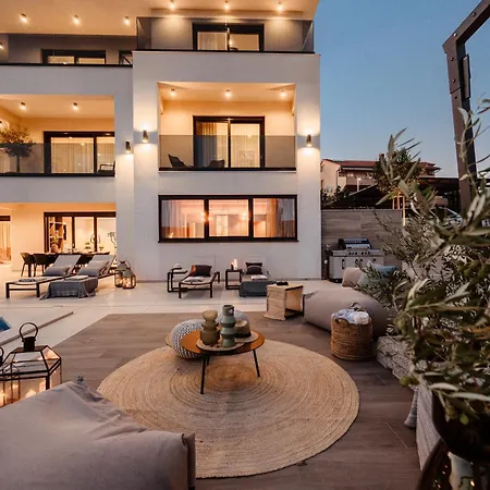 빌라 Luxury Mikolina