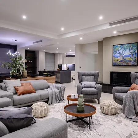 Luxury Mikolina Vila *