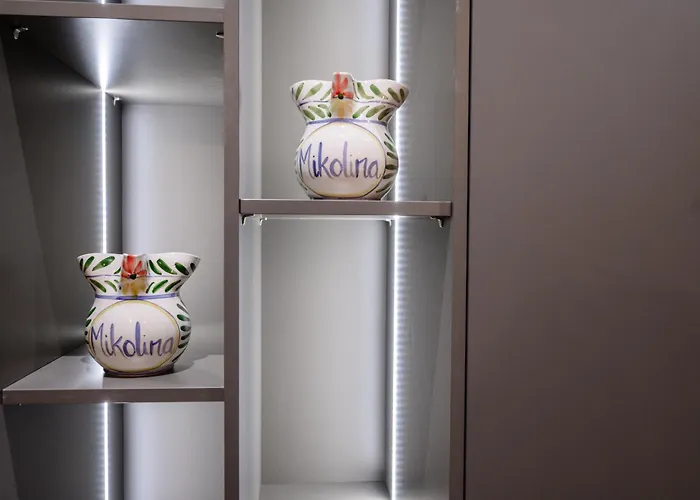 Luxury Mikolina Kornić