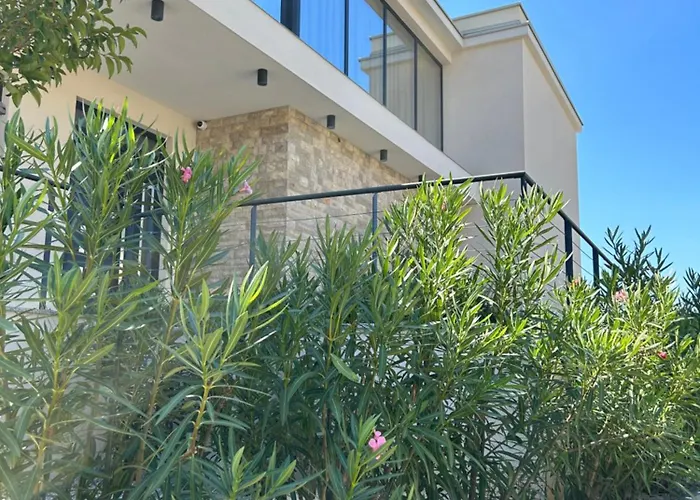 Luxury Mikolina 别墅 Kornić