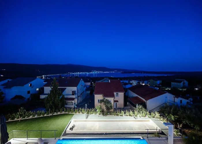 Luxury Mikolina