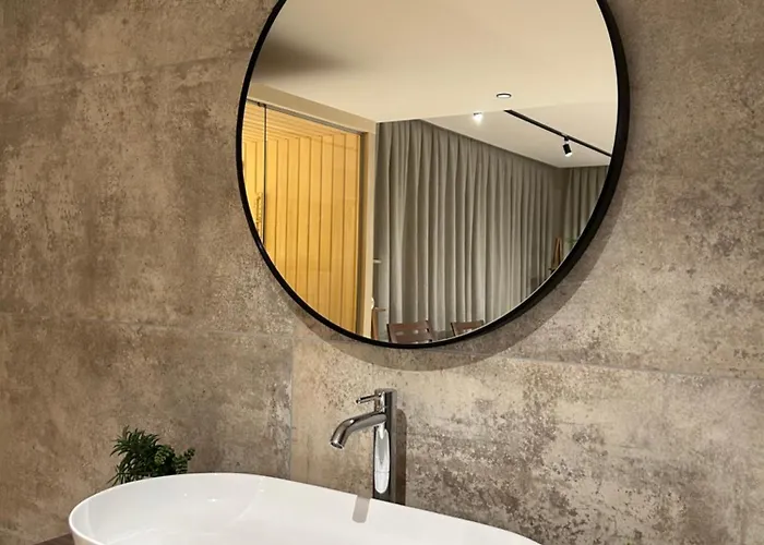 Luxury Mikolina Kornić