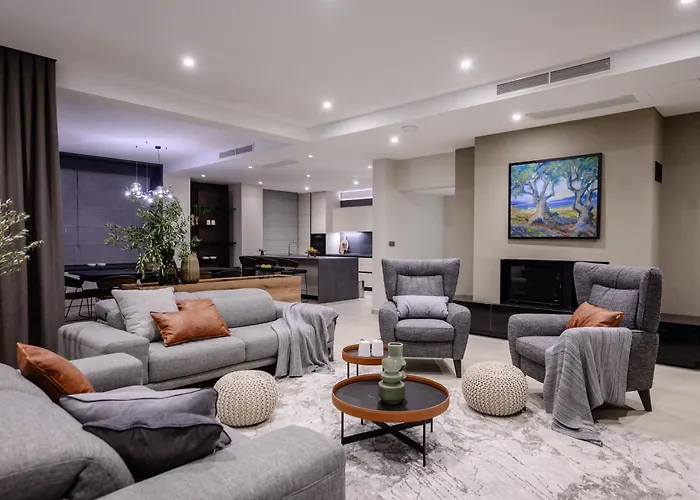 Luxury Mikolina Villa *